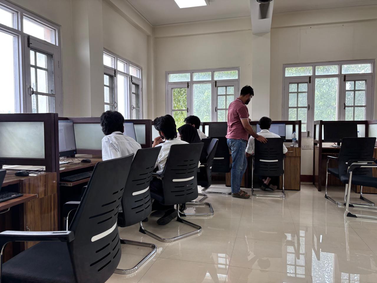 Computer Lab View 7